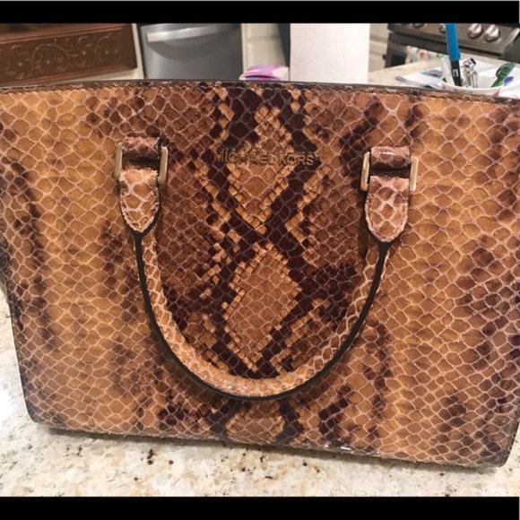 Michael Kors Handbags - Michael Kors Selma Snakeskin Leather Handbag Purse c